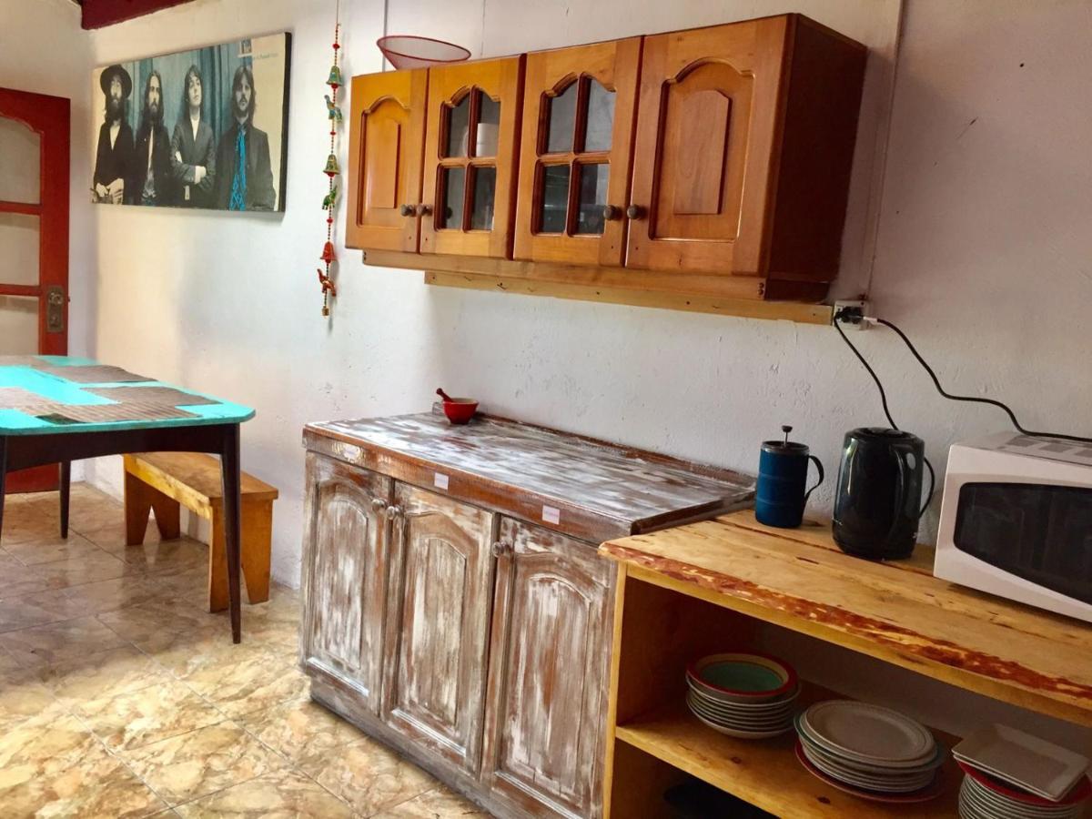 Hostel Raiz Пукон Екстер'єр фото